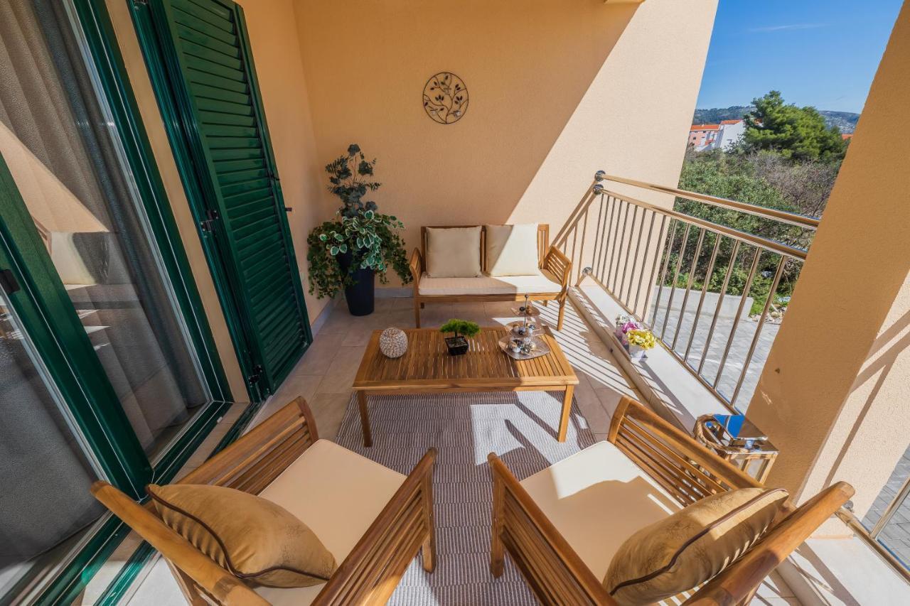 Ivana Apartment Trogir Exteriör bild