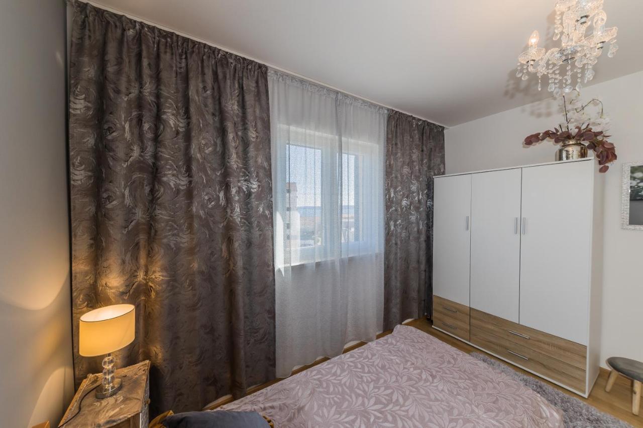 Ivana Apartment Trogir Exteriör bild